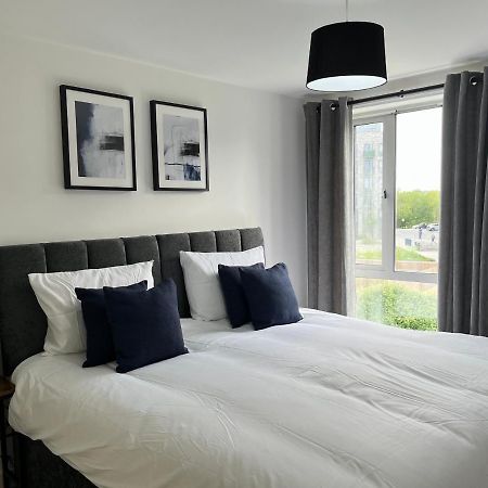 Beautiful Riverview Apartment Челмсфорд Екстериор снимка